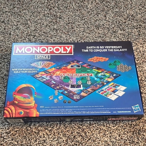 Monopoly Space Board Game - Picture 2 of 2